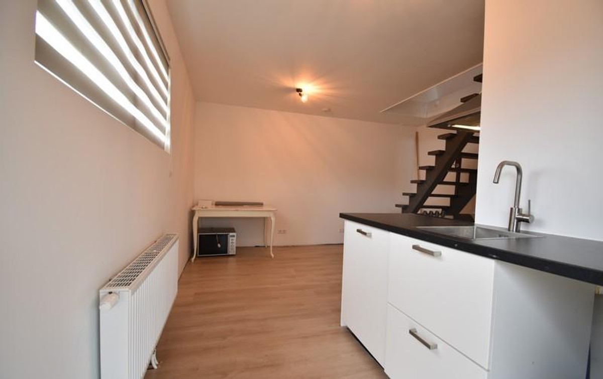 Twee-onder-één-kap te huur: Purmerenderweg 144, Zuidoostbeemster
