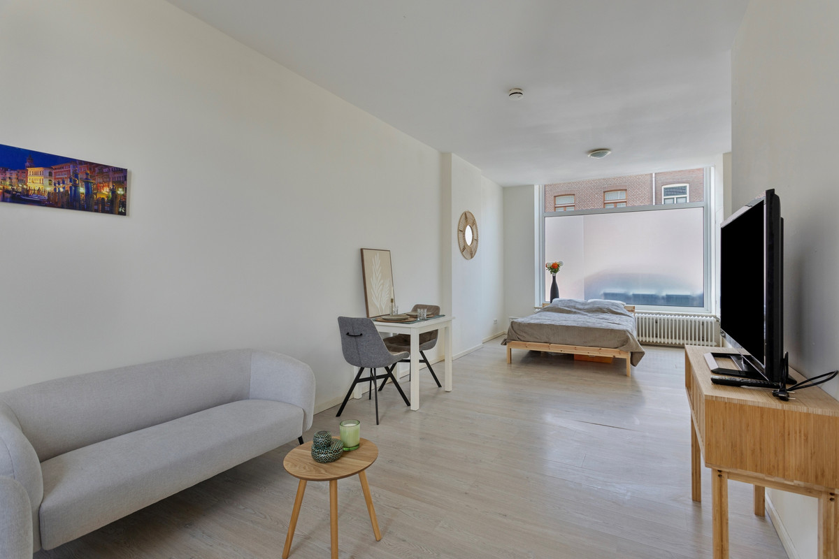 Studio te koop: Venloseweg 108, Roermond