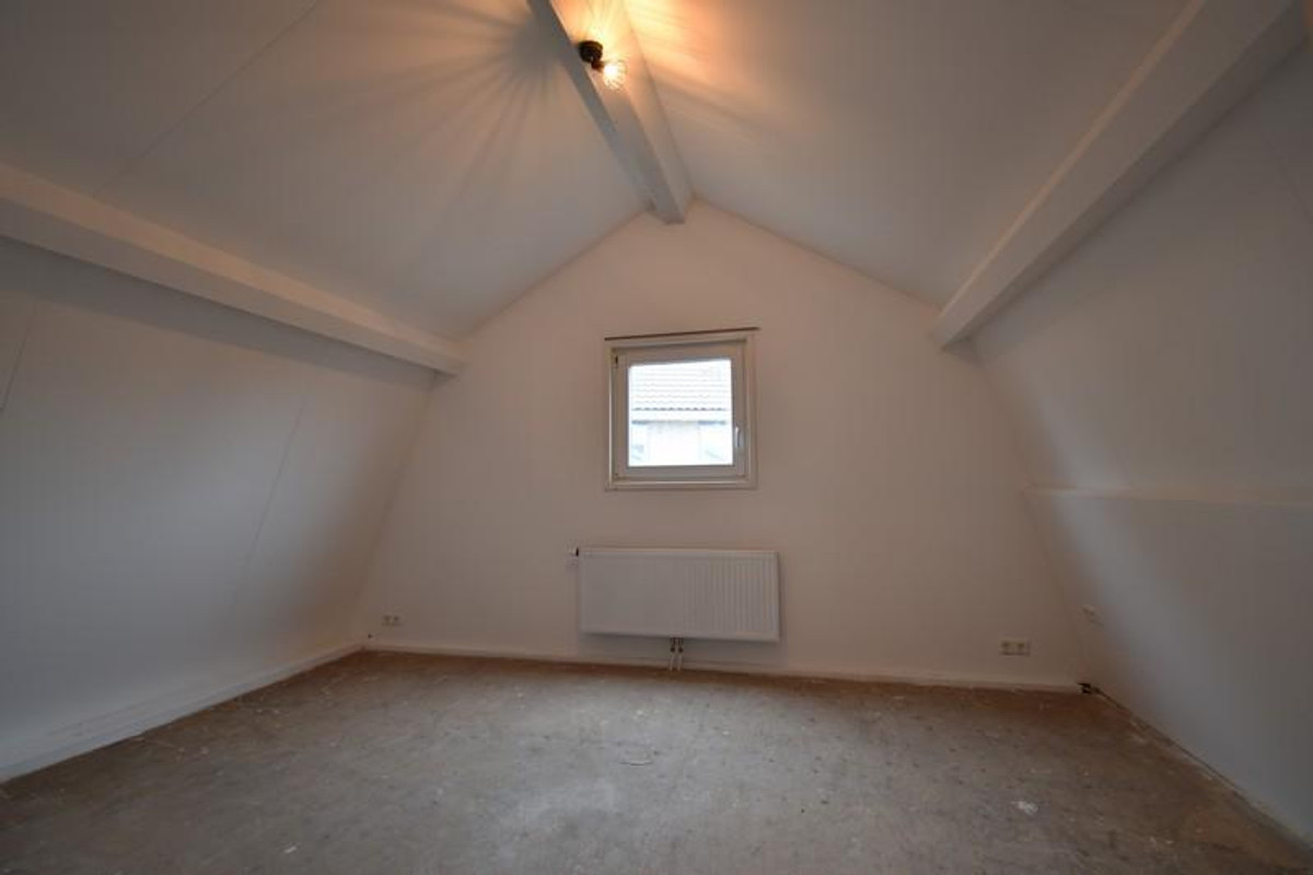 Twee-onder-één-kap te huur: Purmerenderweg 144, Zuidoostbeemster