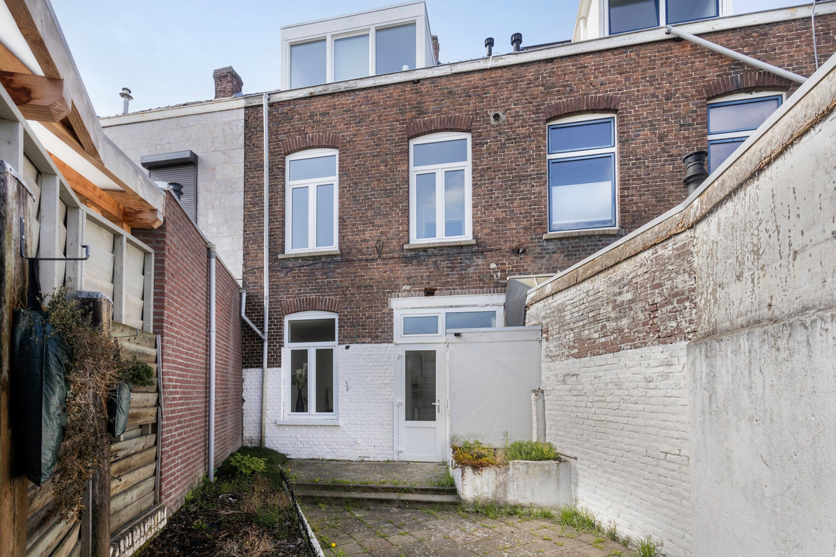 Studio te koop: Venloseweg 108, Roermond