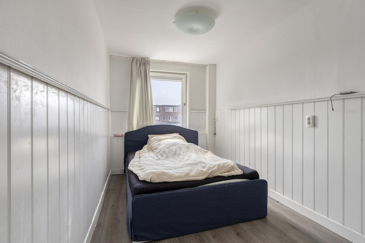 Hoekwoning te koop: De Ruyterstraat 75, Ijmuiden