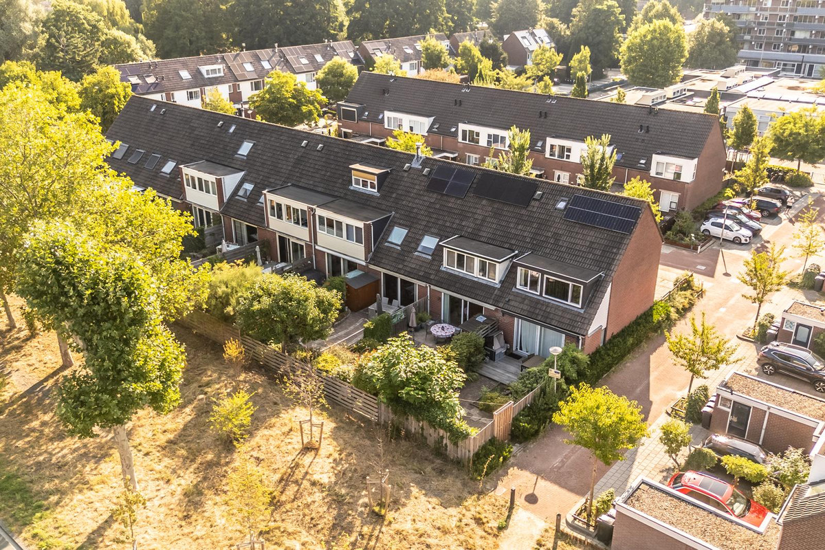 Tussenwoning te koop: Speenkruid 40, Diemen