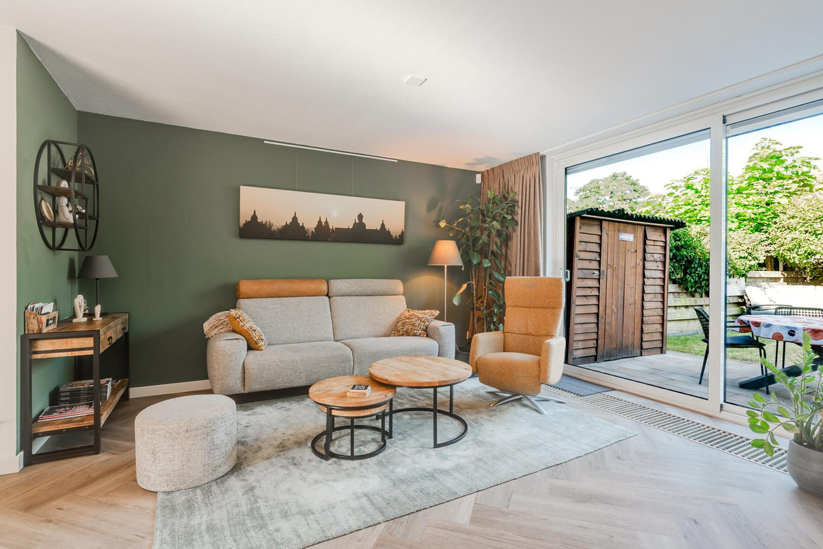Tussenwoning te koop: Speenkruid 40, Diemen