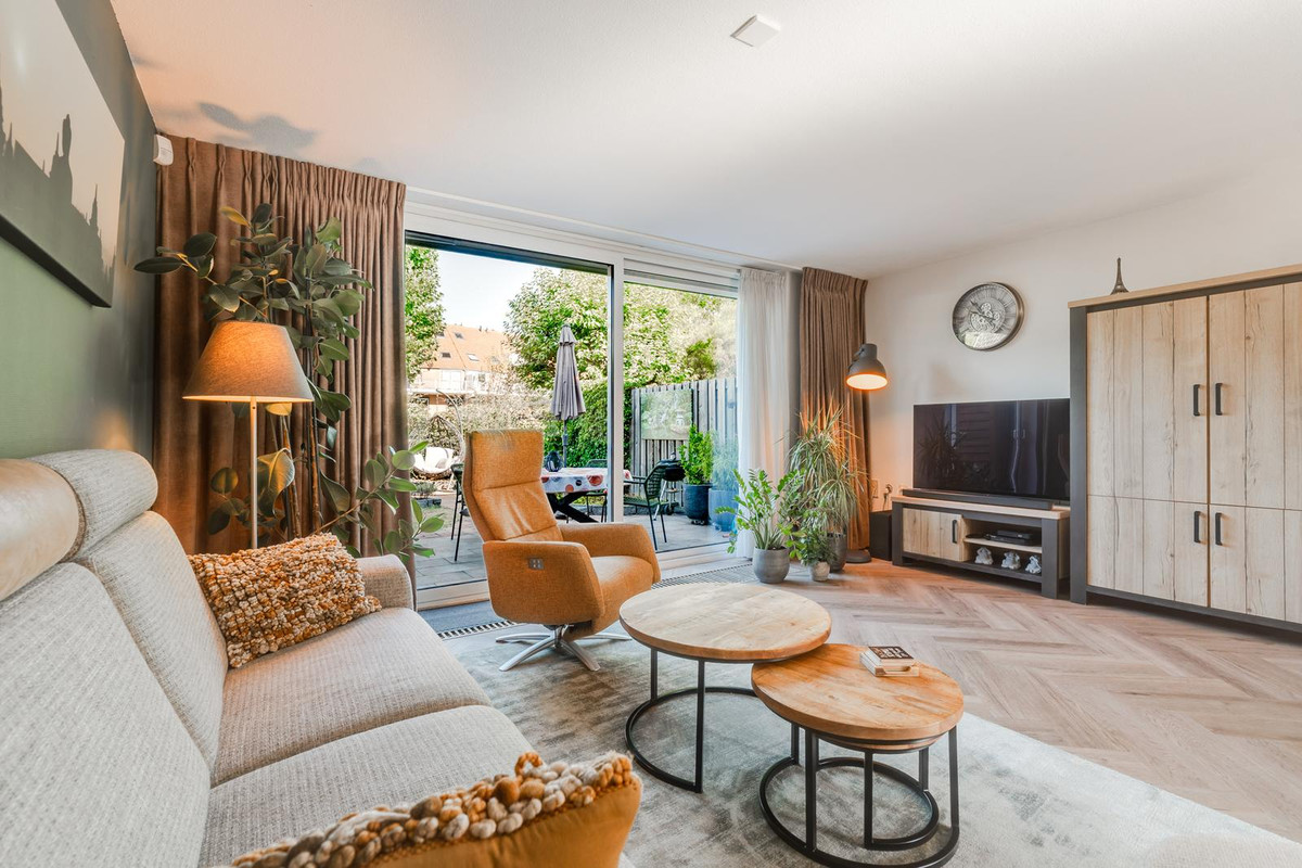 Tussenwoning te koop: Speenkruid 40, Diemen