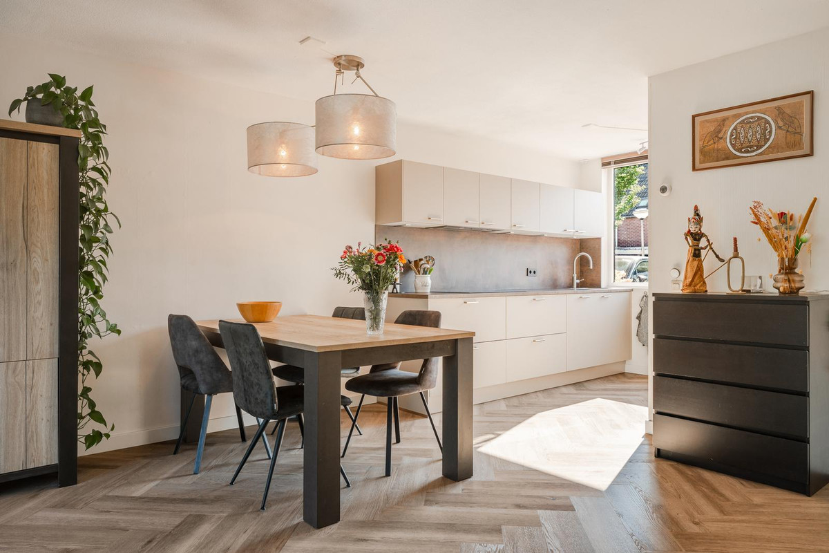 Tussenwoning te koop: Speenkruid 40, Diemen