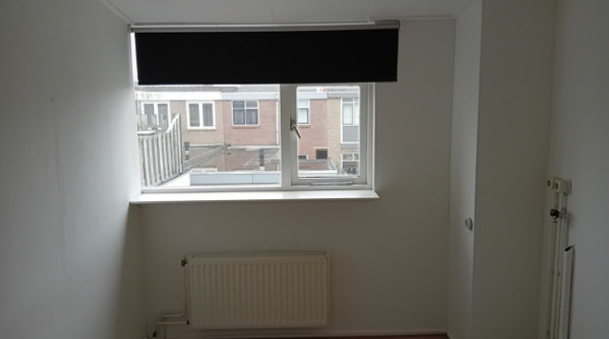 Tussenwoning te huur: Piet Heinstraat 52, Den Helder