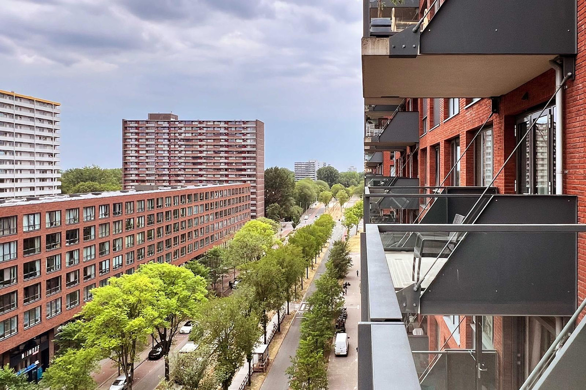 Appartement te koop: Martinus Nijhofflaan 210, Delft