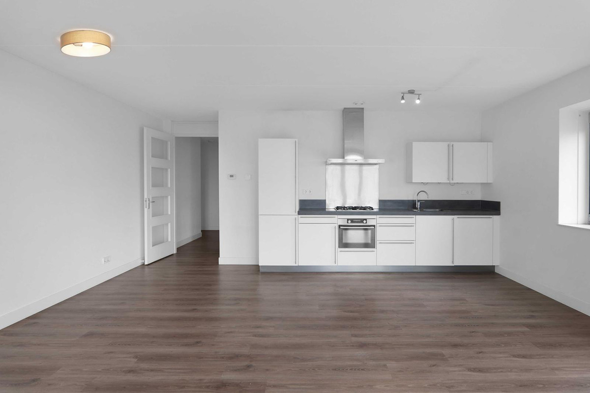 Appartement te koop: Martinus Nijhofflaan 210, Delft