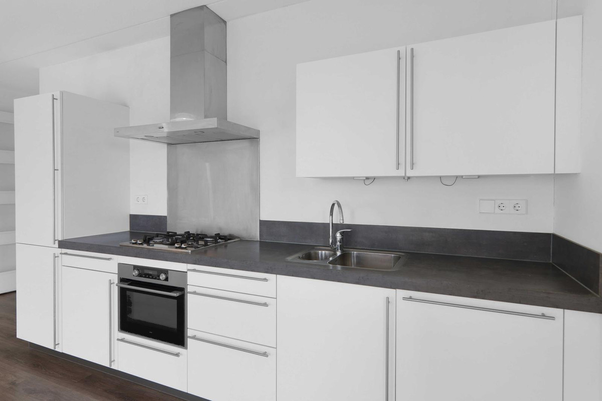 Appartement te koop: Martinus Nijhofflaan 210, Delft
