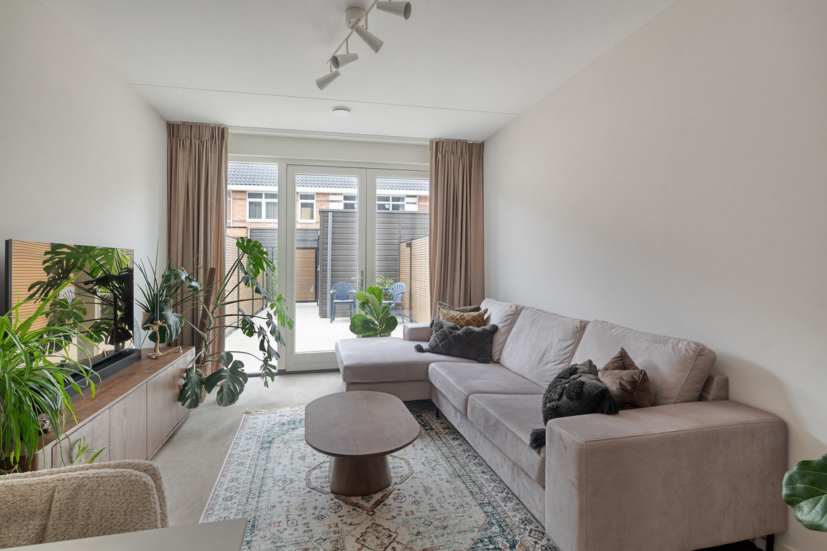 Tussenwoning te koop: Keramiekstraat 36, Rijnsburg