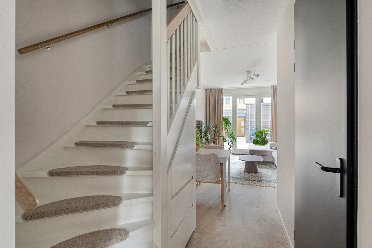 Tussenwoning te koop: Keramiekstraat 36, Rijnsburg