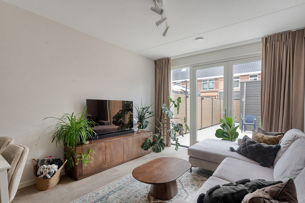Tussenwoning te koop: Keramiekstraat 36, Rijnsburg