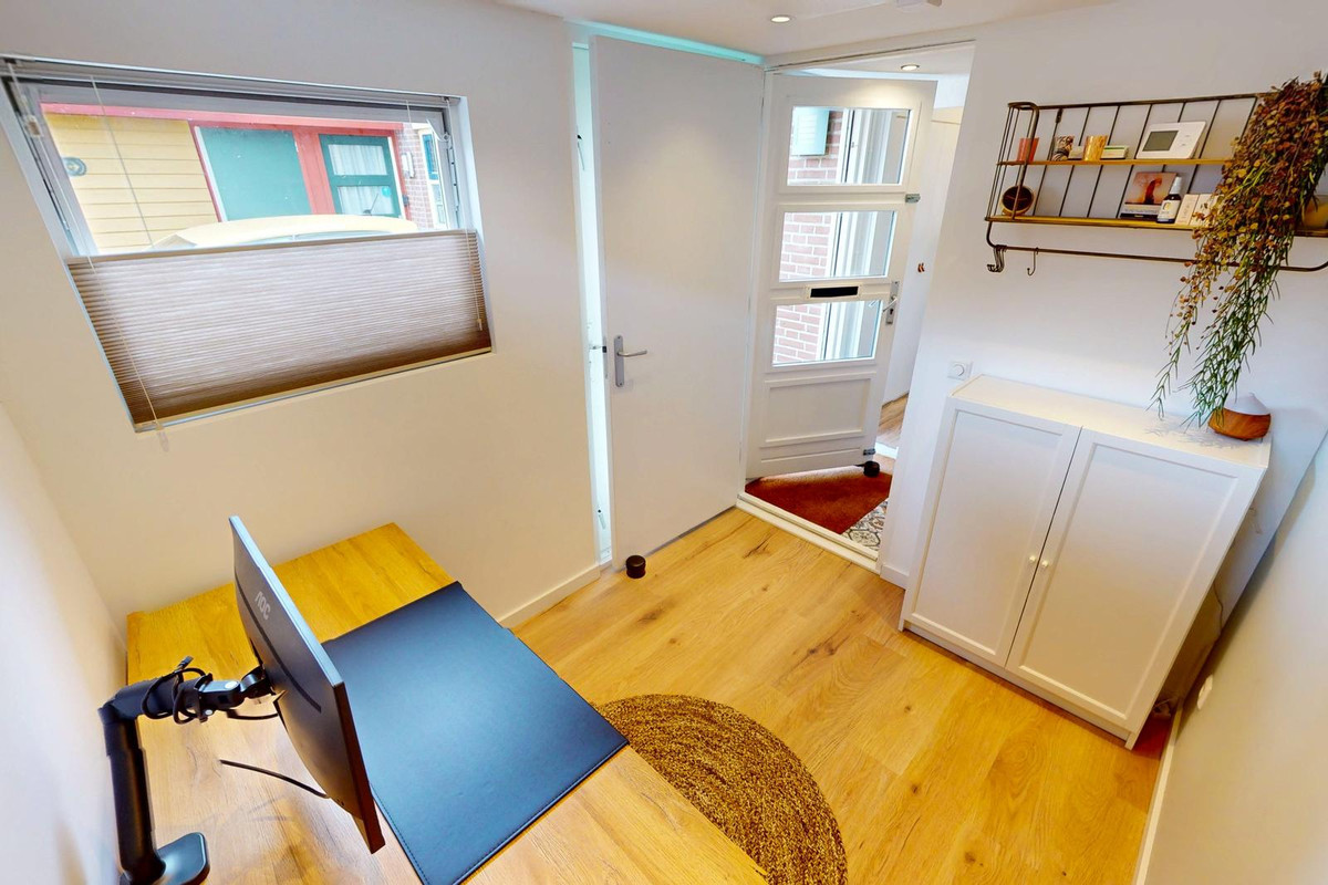 Tussenwoning te koop: Helena Kuipers-Rietbergstraat 8, Alkmaar