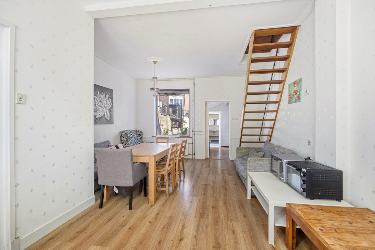 Tussenwoning te koop: De Ruijterstraat 5, Den Helder