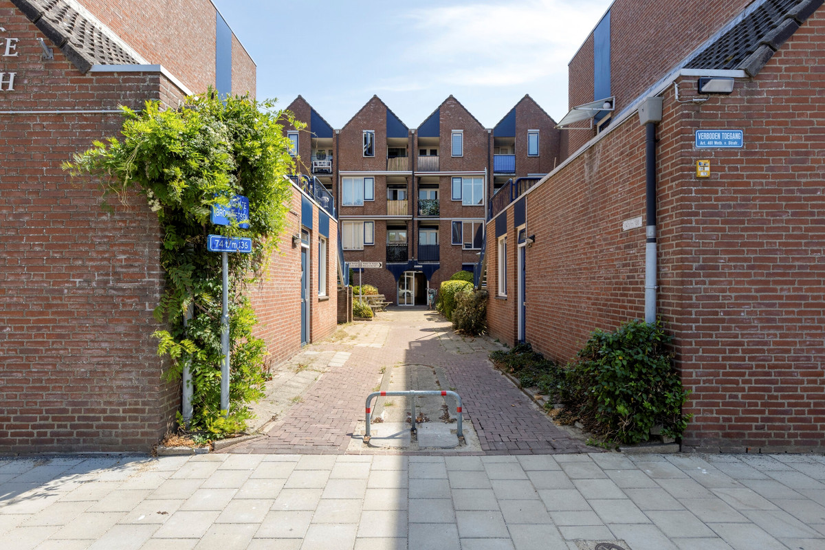Appartement te koop: Van Dishoeckstraat 110, Vlissingen