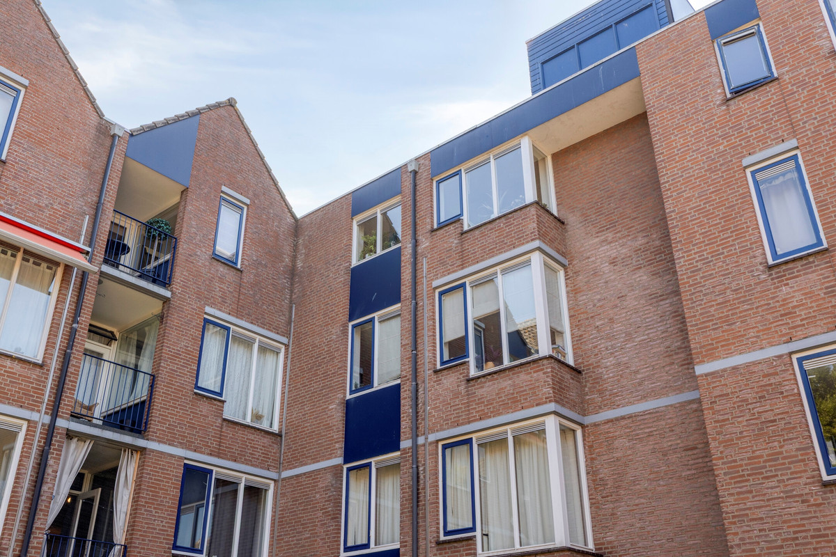 Appartement te koop: Van Dishoeckstraat 110, Vlissingen
