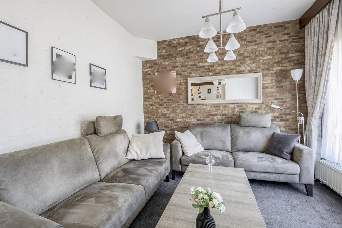 Tussenwoning te koop: Venloseweg 60, Tegelen