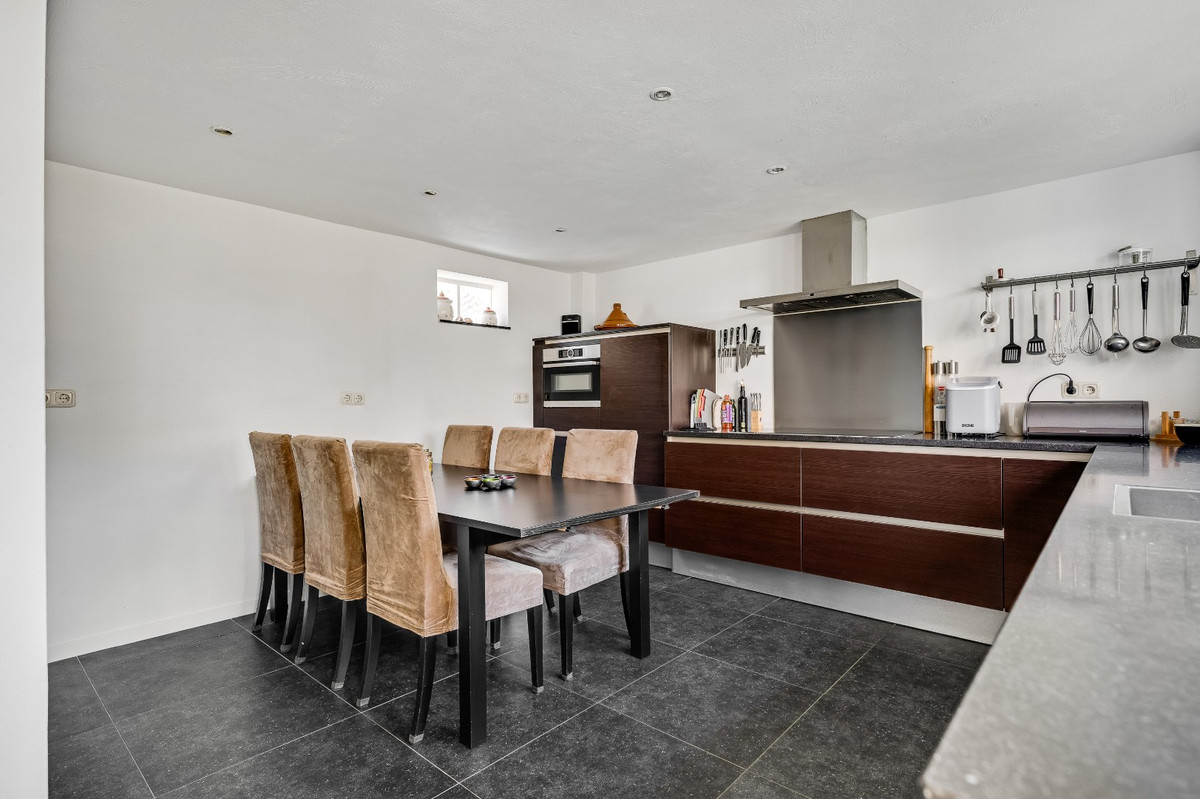 Hoekwoning te koop: Anemoonhof 40, Weert