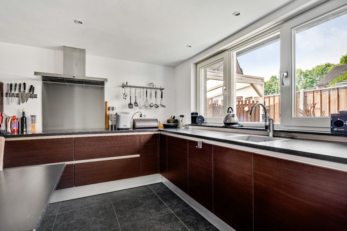 Hoekwoning te koop: Anemoonhof 40, Weert