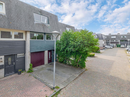 Meester J. Henderikxstraat 76