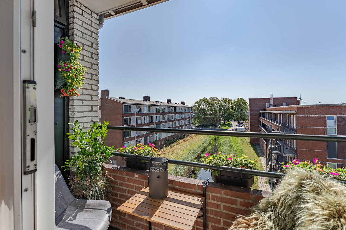 Appartement te koop: Karel Doormanlaan 177, Zoetermeer