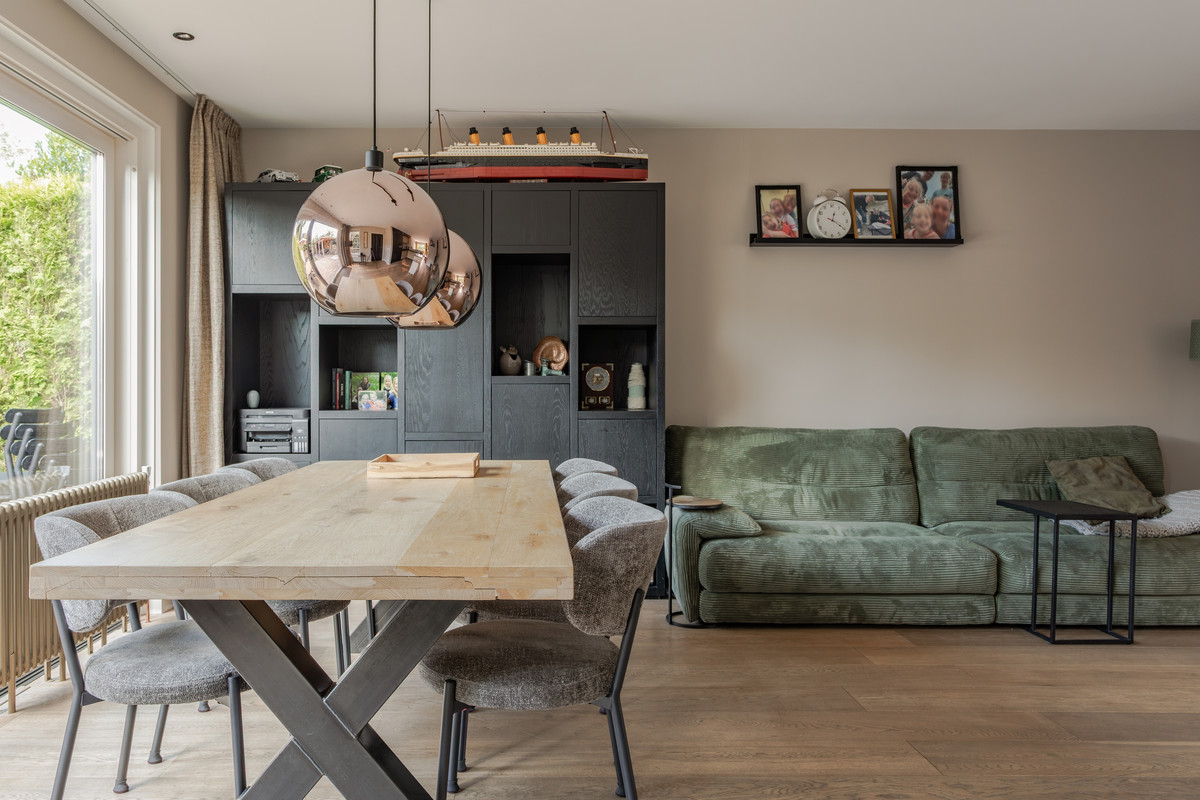 Hoekwoning te koop: Tinnegieter 87, Hoorn