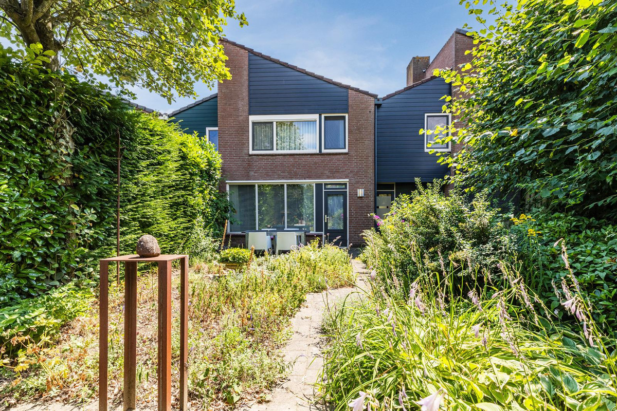 Tussenwoning te koop: Pasakker 84, Someren