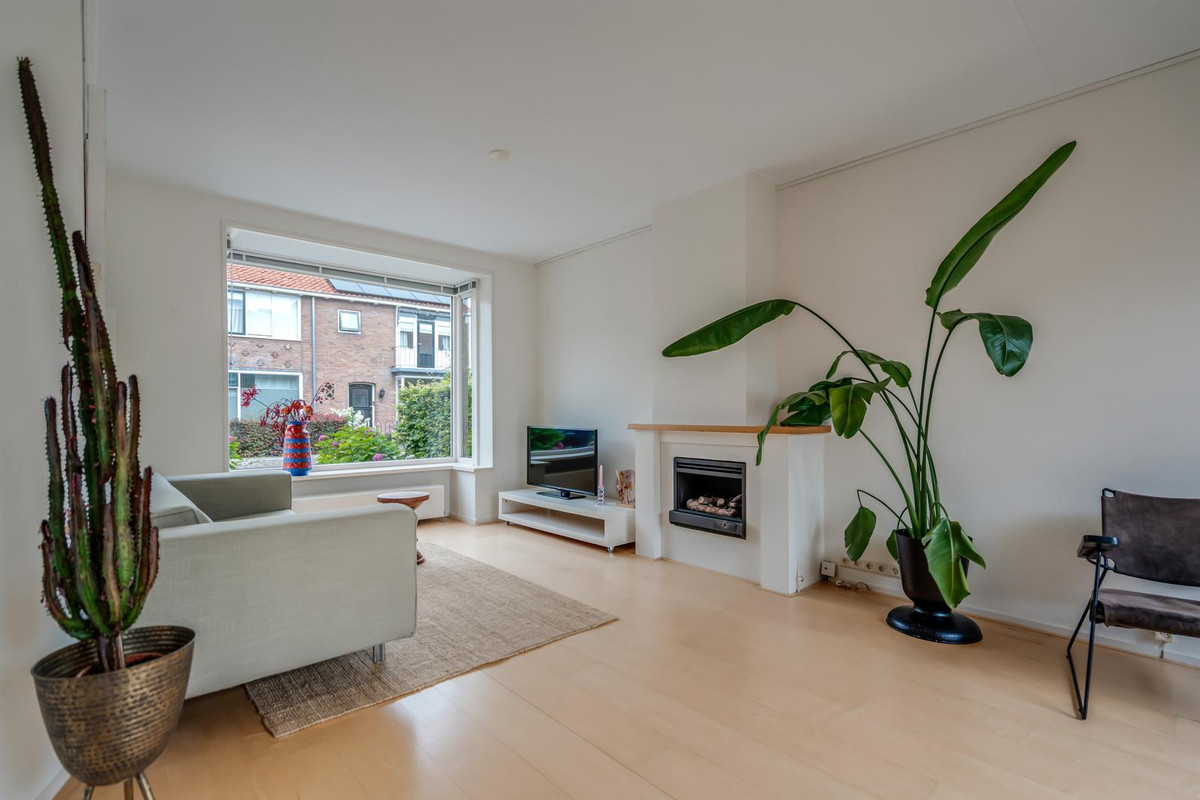 Tussenwoning te koop: Lohmanstraat 4, Sneek