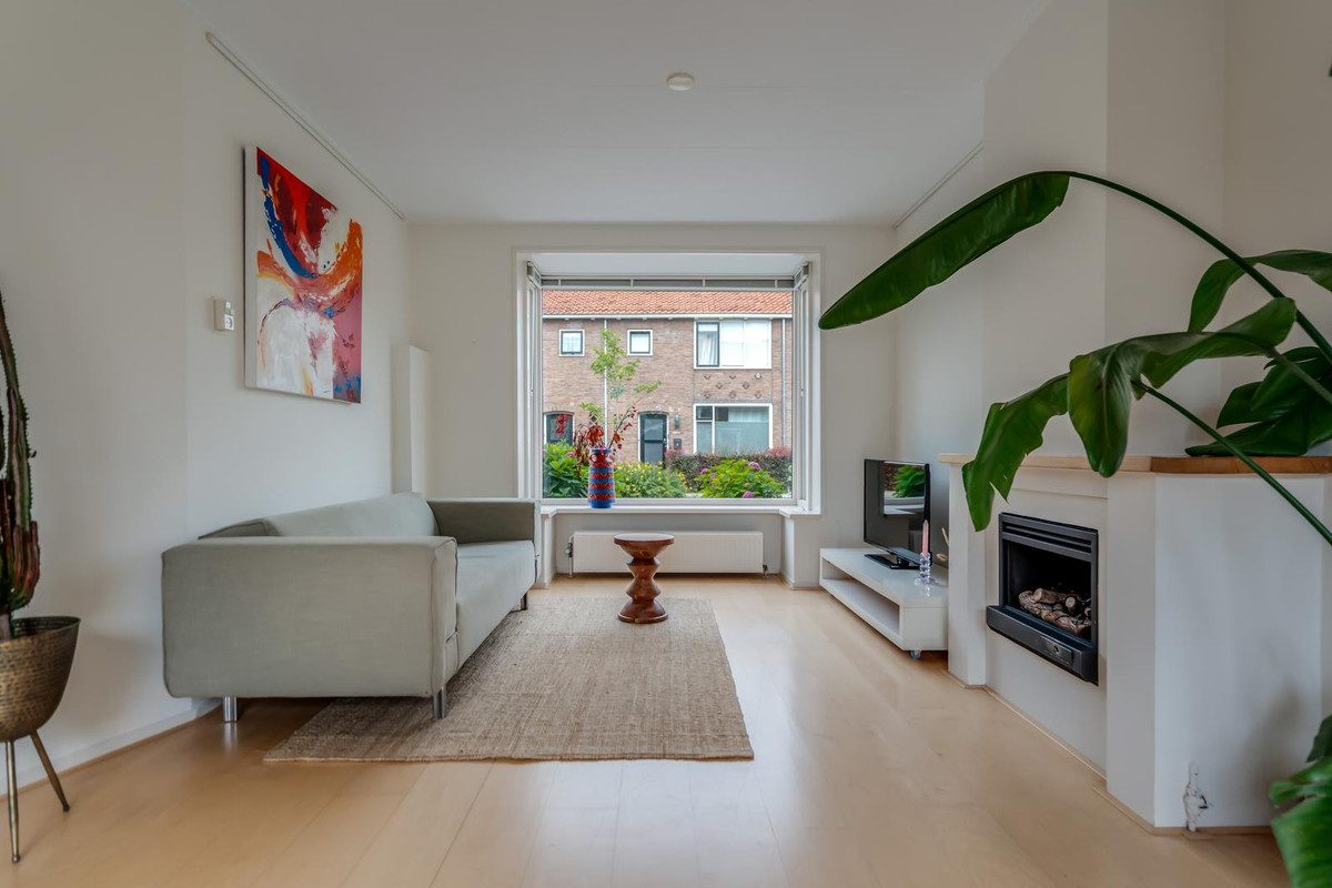 Tussenwoning te koop: Lohmanstraat 4, Sneek