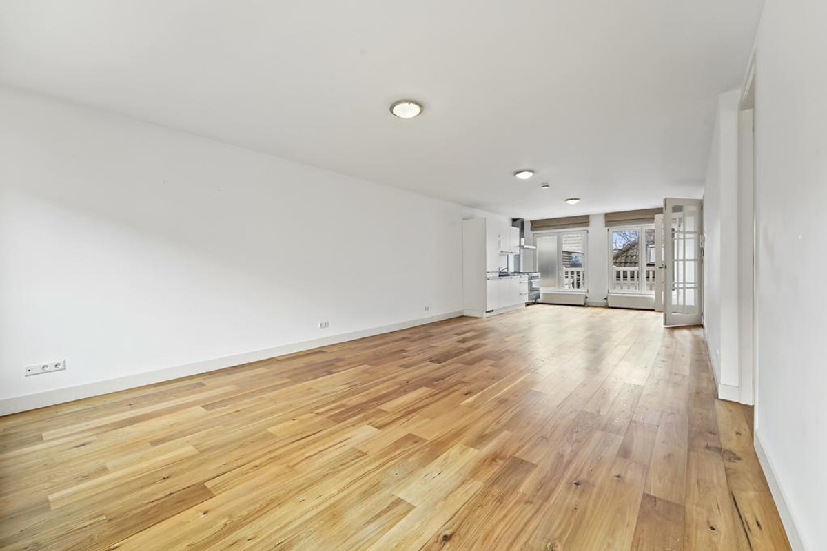 Appartement te huur: Noordeinde 89A, 'S-Gravenhage