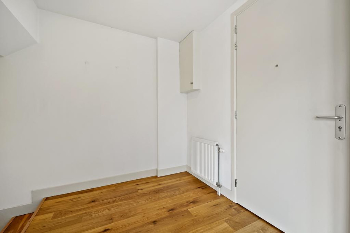 Appartement te huur: Noordeinde 89A, 'S-Gravenhage