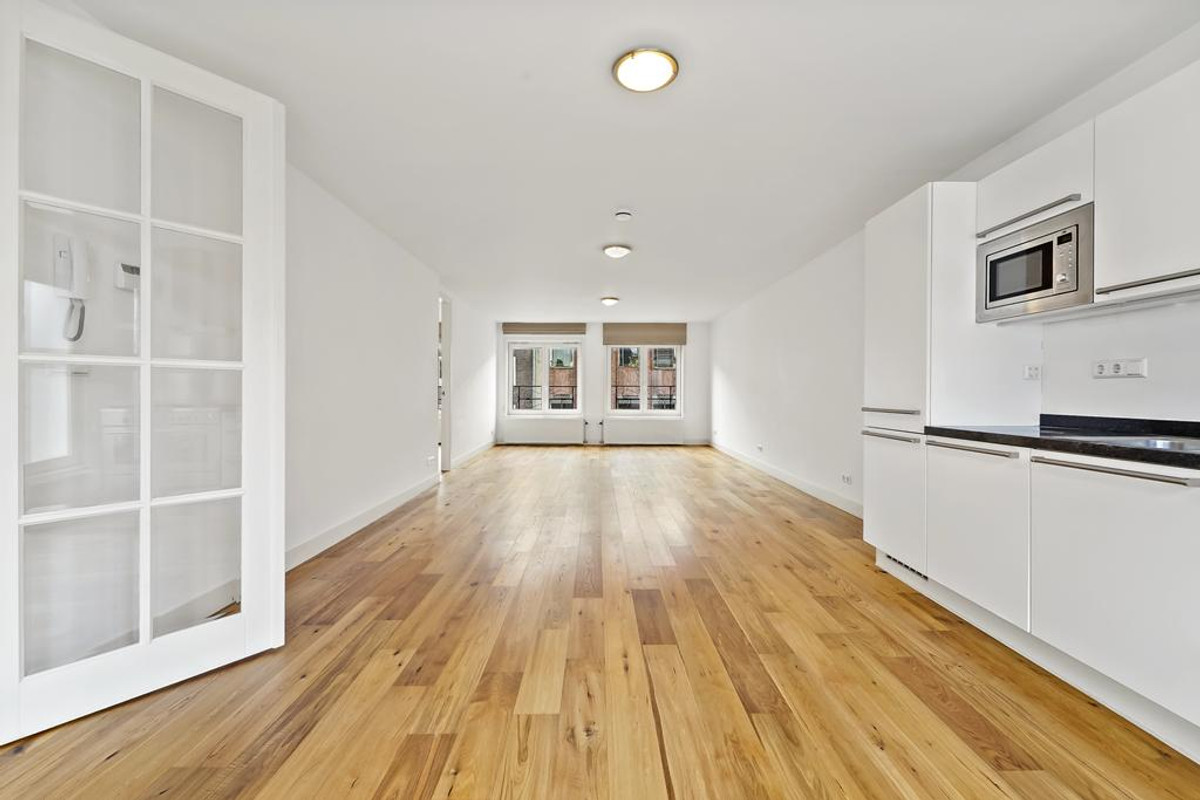 Appartement te huur: Noordeinde 89A, 'S-Gravenhage