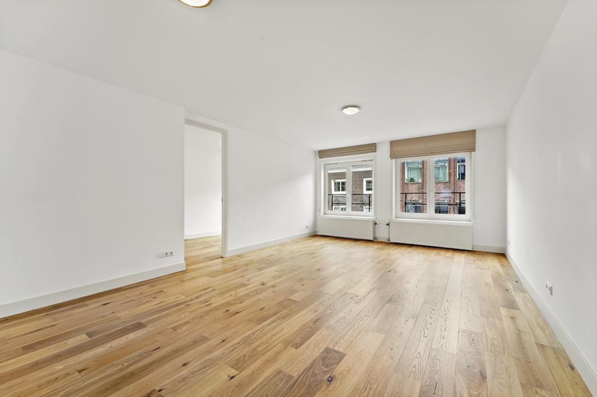 Appartement te huur: Noordeinde 89A, 'S-Gravenhage
