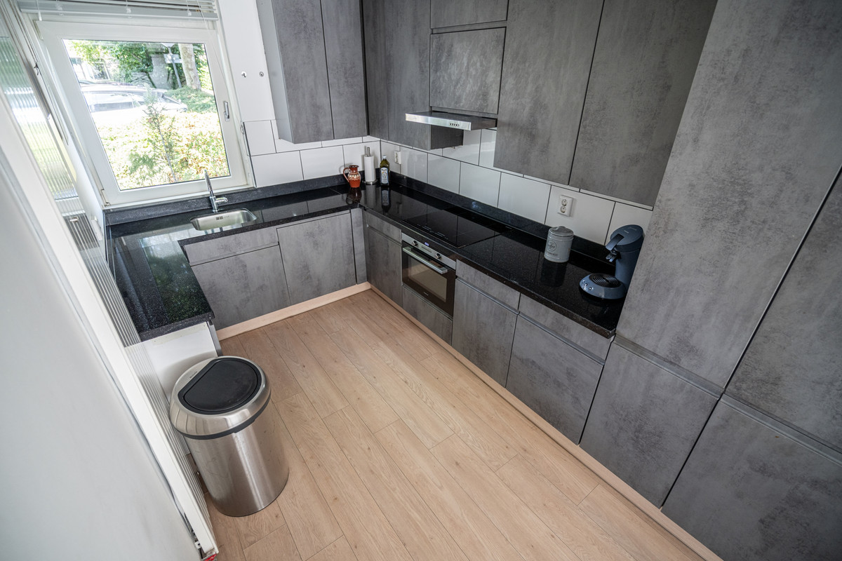 Tussenwoning te koop: Kromstevenwerf 7, Leiden