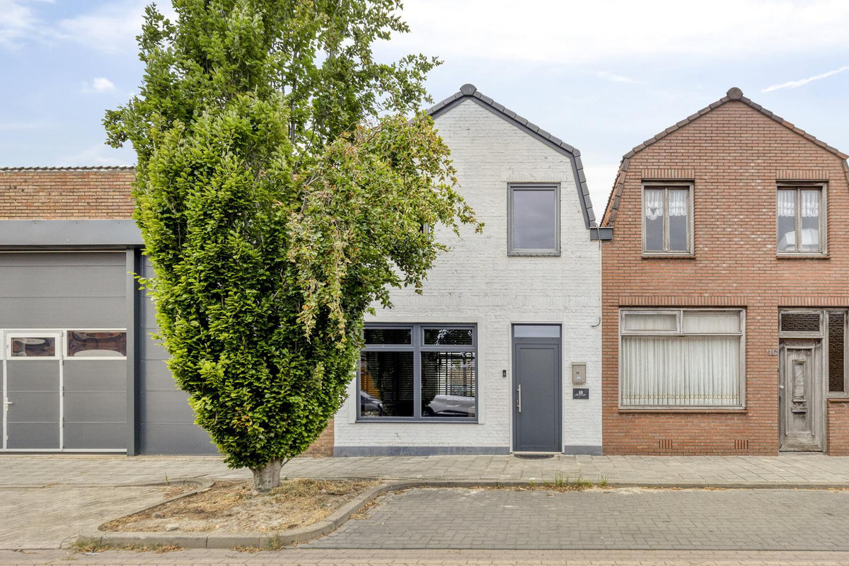 Hoekwoning te koop: Paul Krügersdreef 18, Sas Van Gent