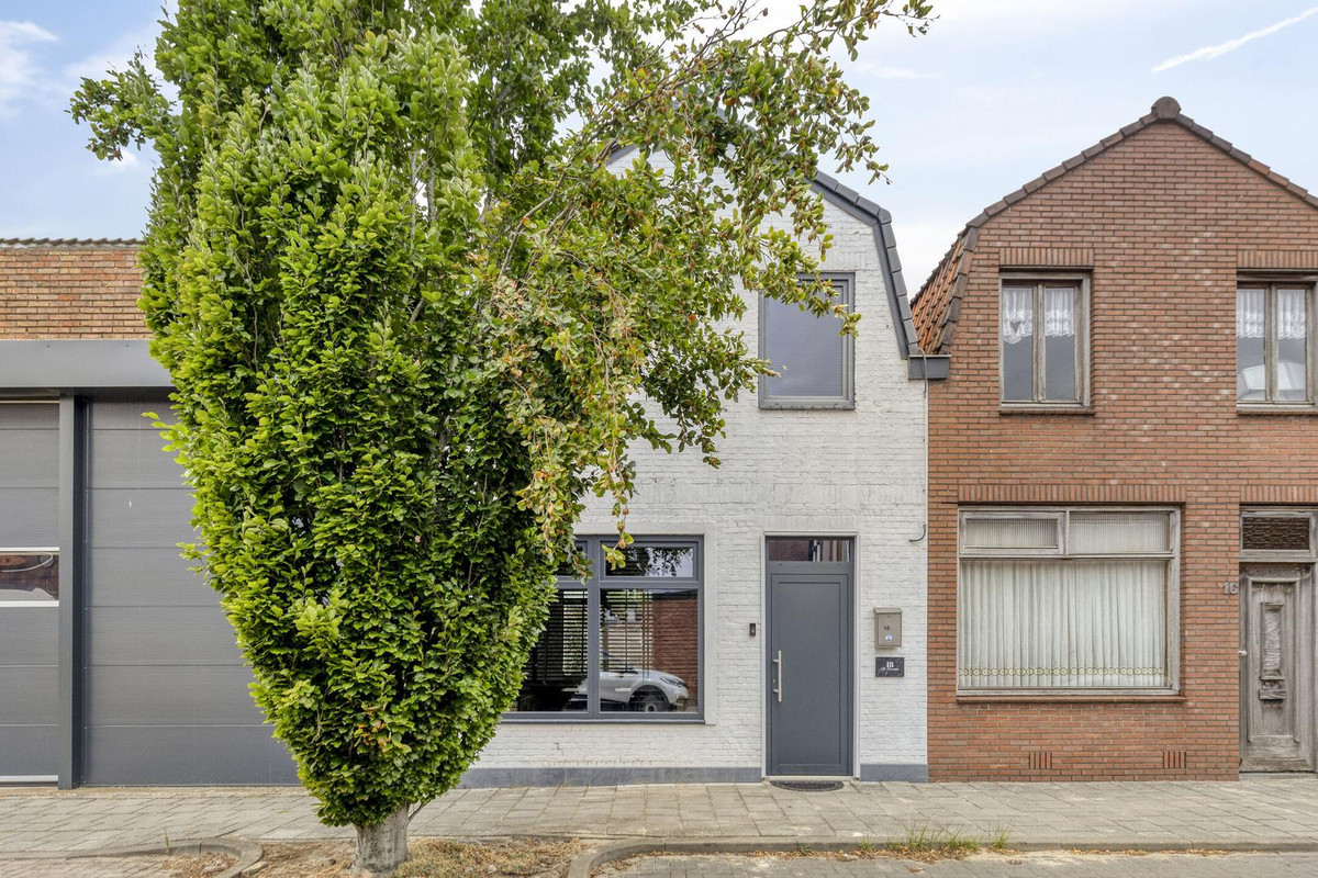 Hoekwoning te koop: Paul Krügersdreef 18, Sas Van Gent