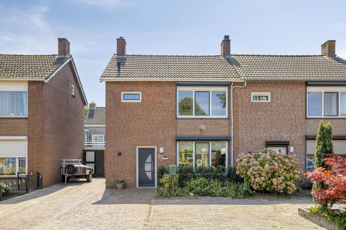 Twee-onder-één-kap te koop: Groeneweg 34, Noordhoek