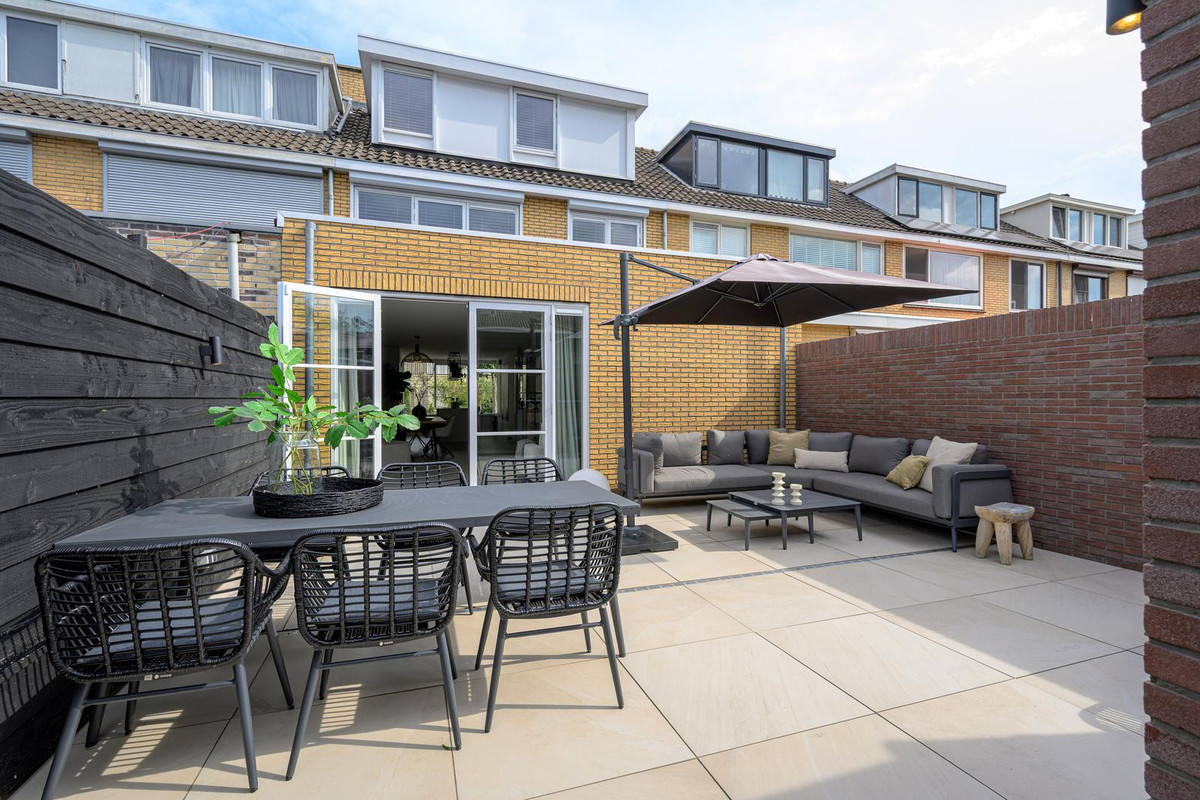 Tussenwoning te koop: Pieter de Hooghstraat 103, Heerhugowaard