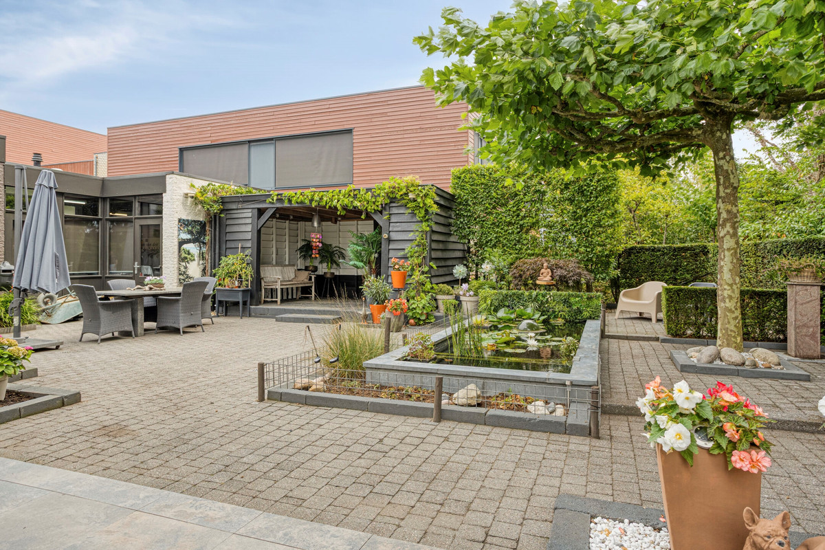 Appartement te koop: Dahliastraat 92, Bergen Op Zoom