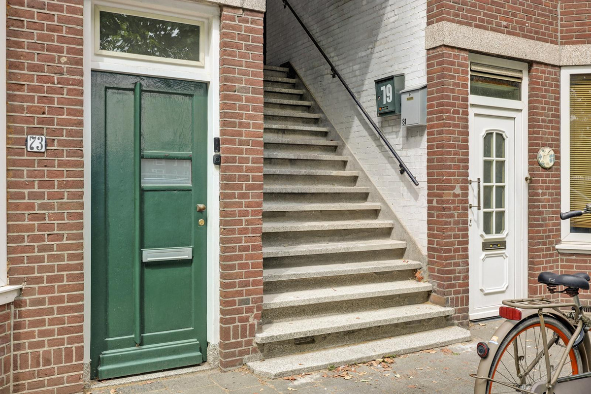 Appartement te koop: dr. Abraham Kuyperstraat 77, Vlaardingen