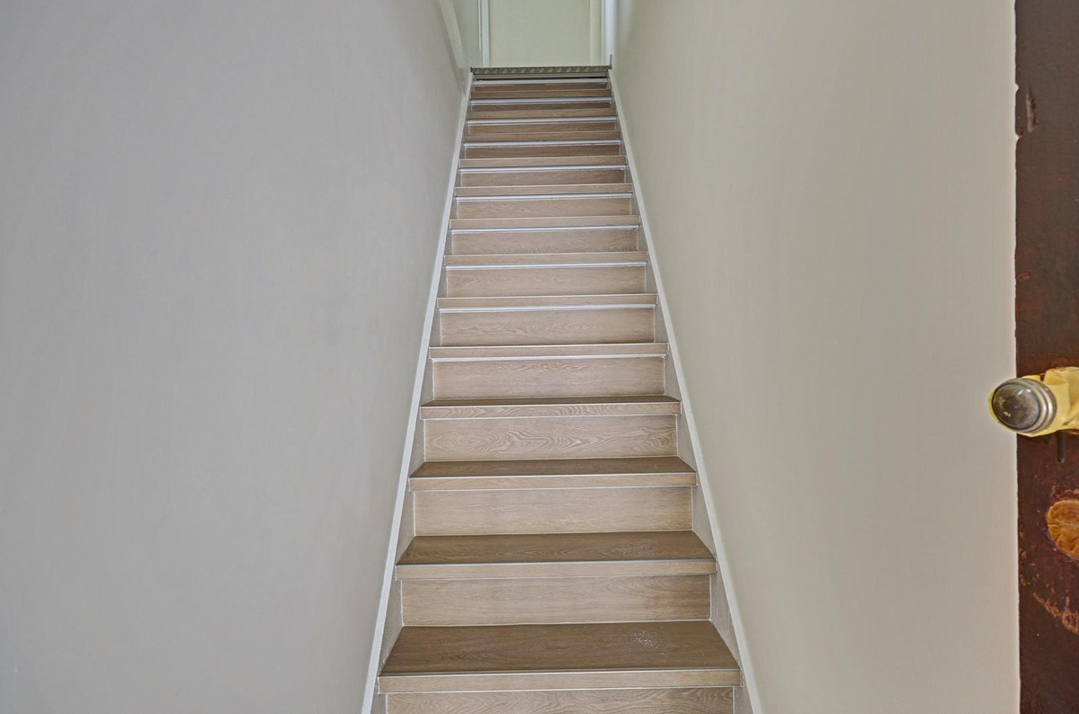 Appartement te koop: dr. Abraham Kuyperstraat 77, Vlaardingen