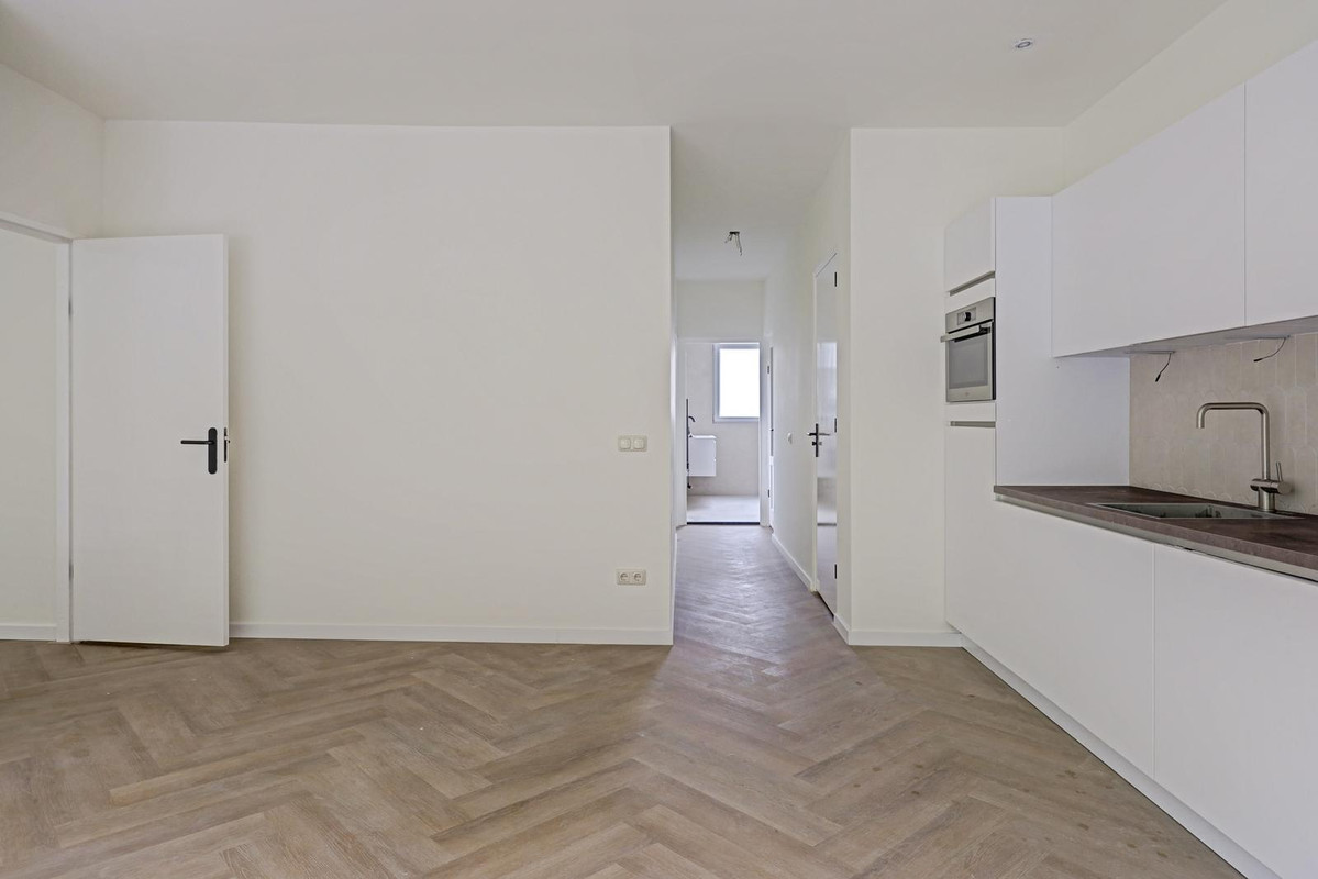 Appartement te koop: dr. Abraham Kuyperstraat 77, Vlaardingen