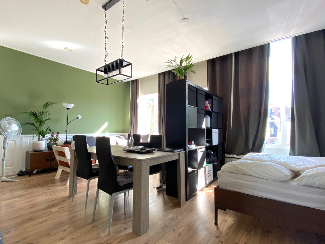 Studio te huur: Nieuweweg 37-2, Groningen