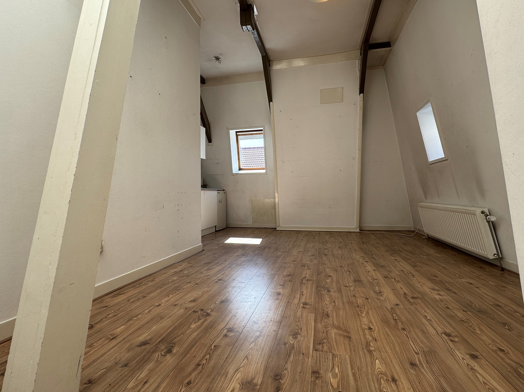 Studio te huur: Nieuweweg 37-2, Groningen