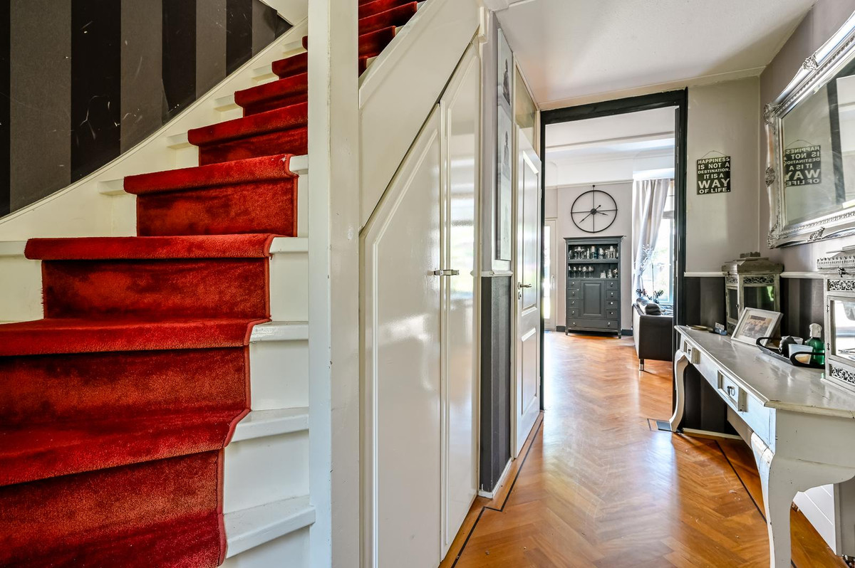 Tussenwoning te koop: Euphoniumweg 8, Almere