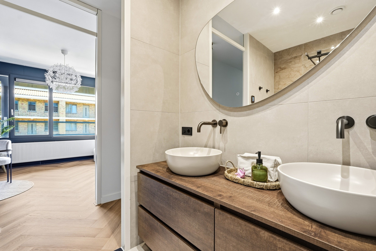 Appartement te koop: Derkinderenstraat 162, Amsterdam