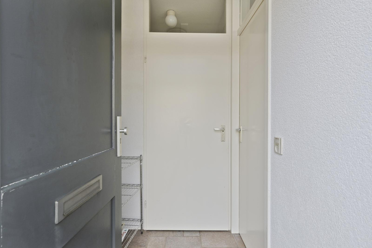Tussenwoning te koop: Holtenstraat 10, Tilburg