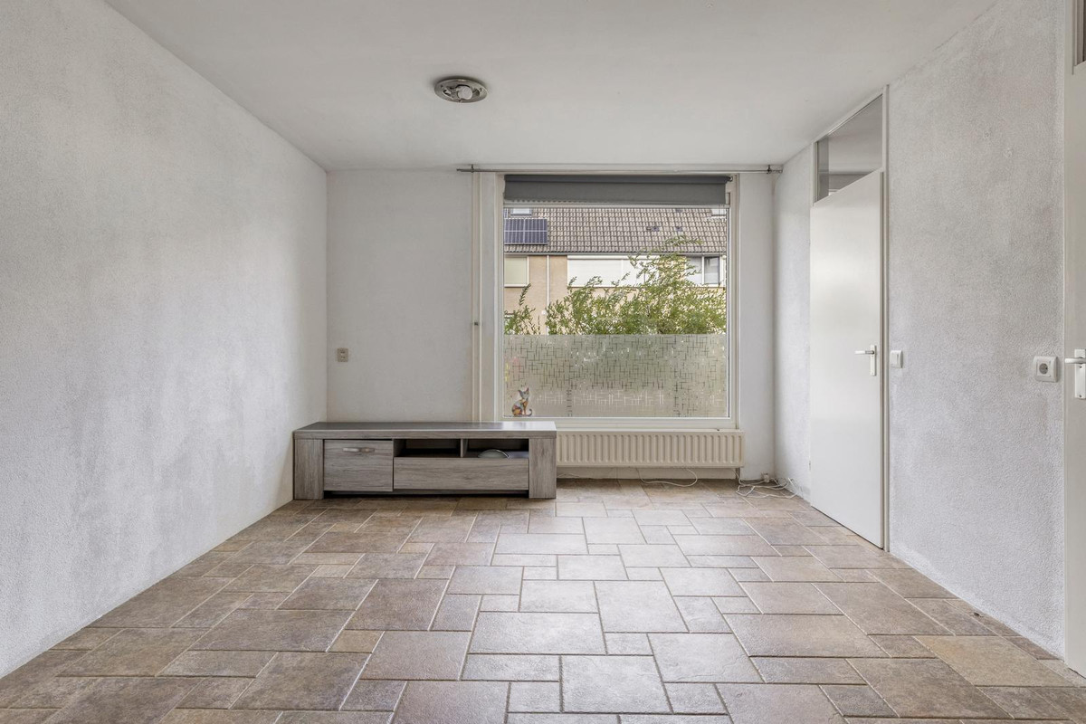 Tussenwoning te koop: Holtenstraat 10, Tilburg