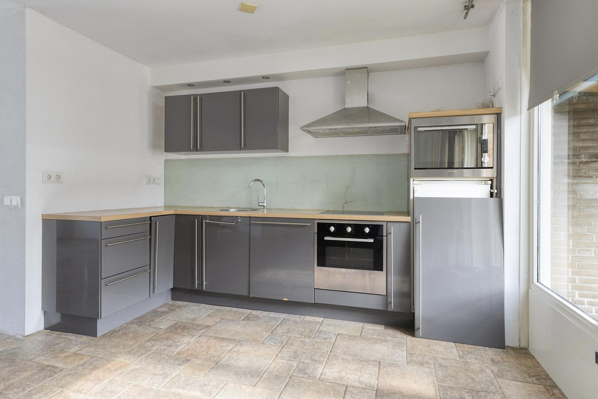 Tussenwoning te koop: Holtenstraat 10, Tilburg