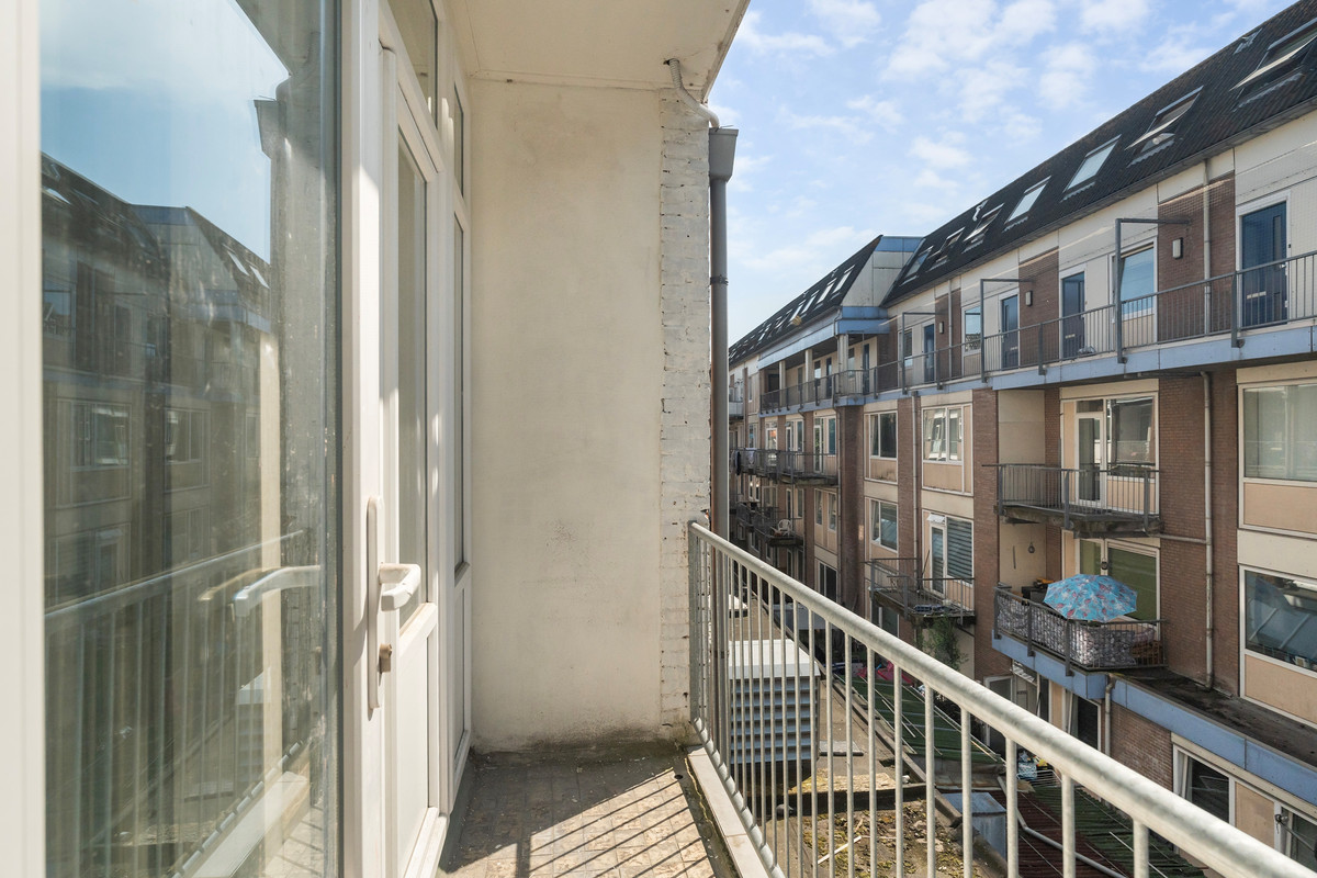 Studio te koop: Soetendaalsekade 41A02, Rotterdam